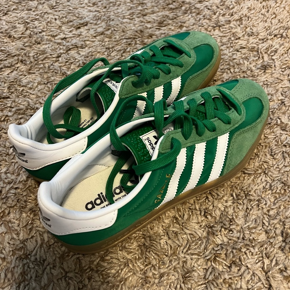 Adidas Gazelle Sneakers